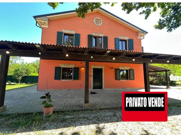 casa indipendente in vendita ad Osimo