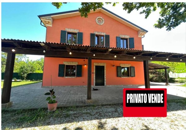 casa indipendente in vendita ad Osimo