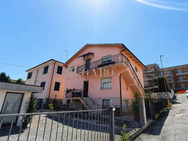 casa indipendente in vendita ad Osimo in zona Osimo Stazione
