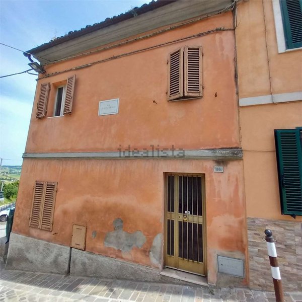 casa indipendente in vendita ad Osimo in zona San Valentino