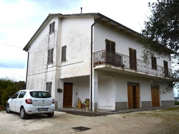 casa indipendente in vendita ad Osimo