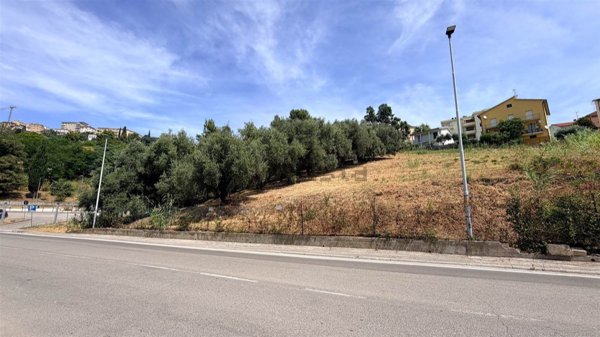 terreno edificabile in vendita ad Osimo