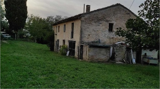 casale in vendita ad Osimo