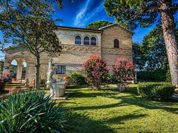 casa indipendente in vendita ad Osimo
