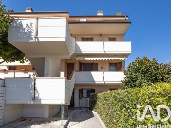 appartamento in vendita ad Osimo in zona Osimo Stazione