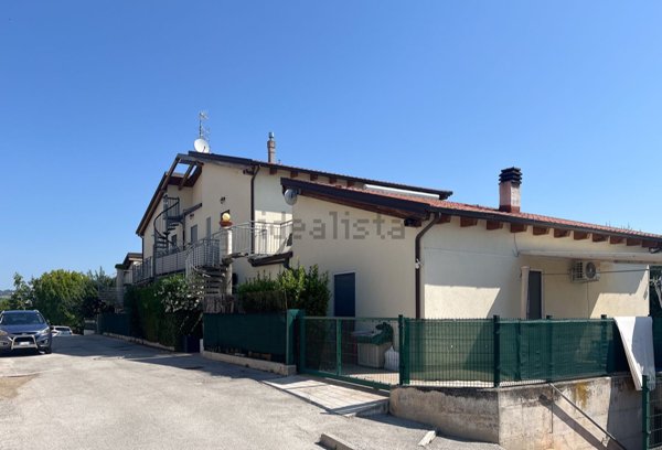 appartamento in vendita ad Osimo in zona Passatempo