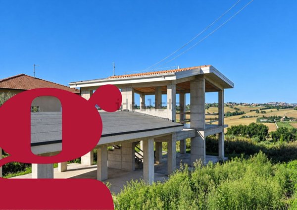 casa indipendente in vendita ad Osimo