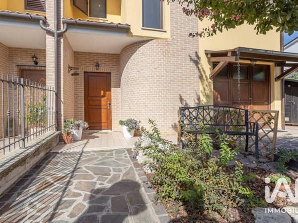 casa indipendente in vendita ad Osimo