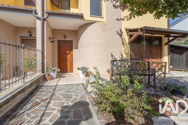 casa indipendente in vendita ad Osimo