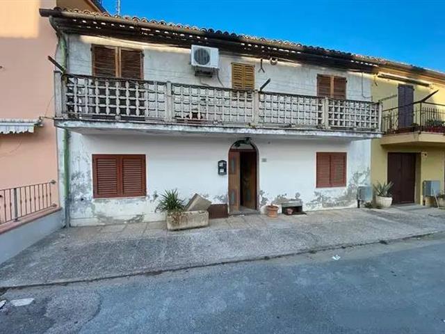 casa indipendente in vendita ad Ostra