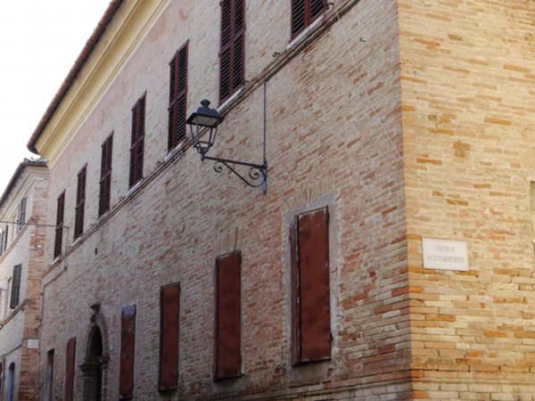 intera palazzina in vendita ad Ostra