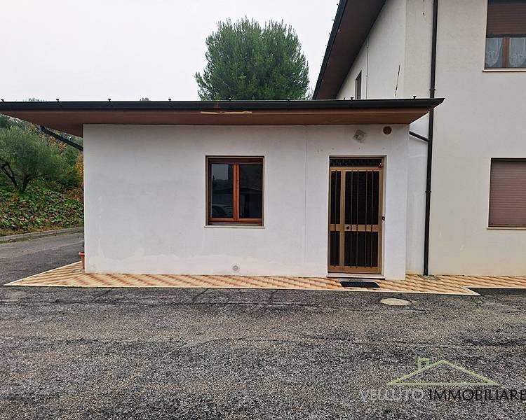 appartamento in vendita ad Ostra