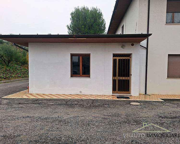 appartamento in vendita ad Ostra