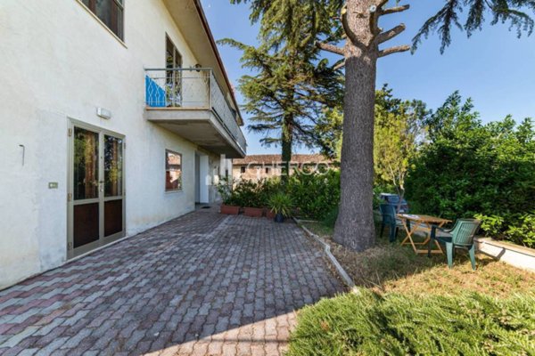 casa semindipendente in vendita ad Ostra
