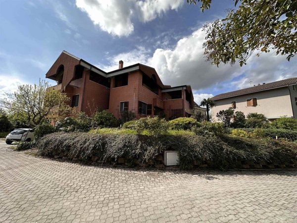 casa indipendente in vendita ad Ostra