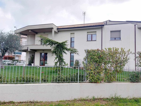 appartamento in vendita ad Ostra