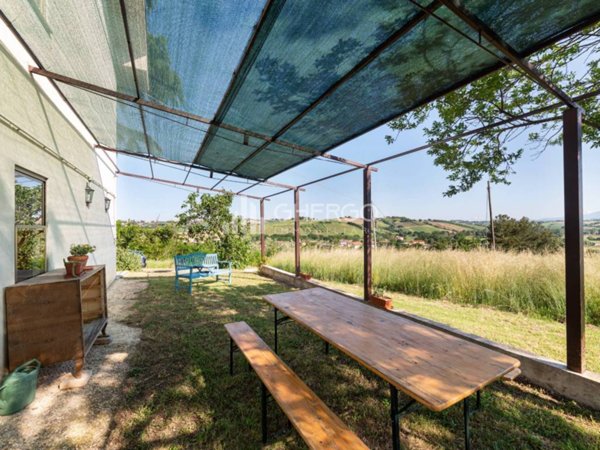 casa semindipendente in vendita ad Ostra