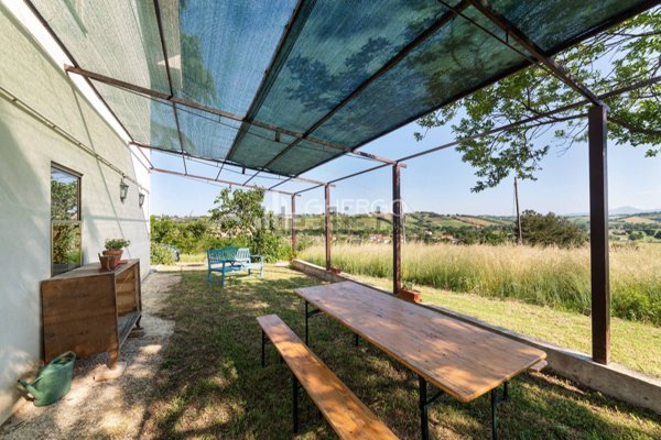 casa semindipendente in vendita ad Ostra