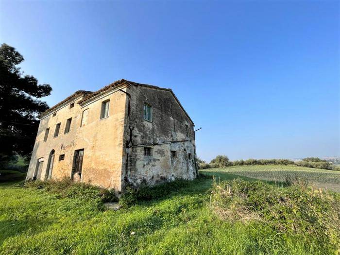 casa indipendente in vendita ad Ostra