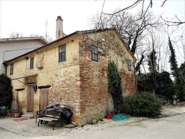casa indipendente in vendita ad Ostra