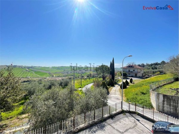 appartamento in vendita ad Ostra