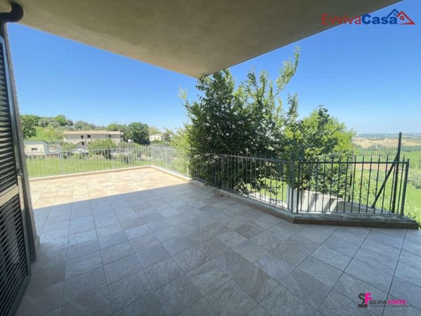 appartamento in vendita ad Ostra