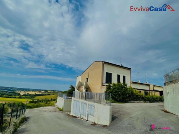 appartamento in vendita ad Ostra