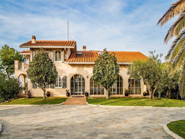 casa indipendente in vendita ad Ostra