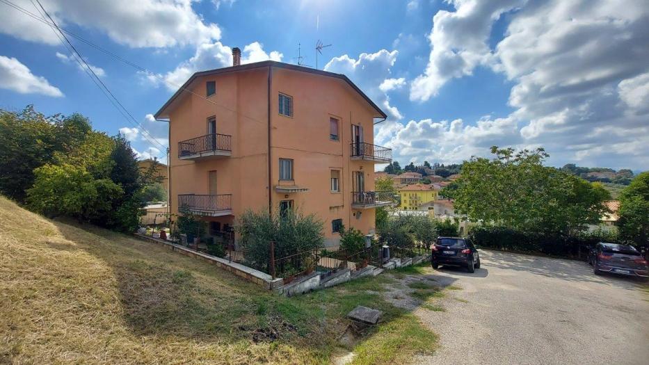 appartamento in vendita ad Ostra