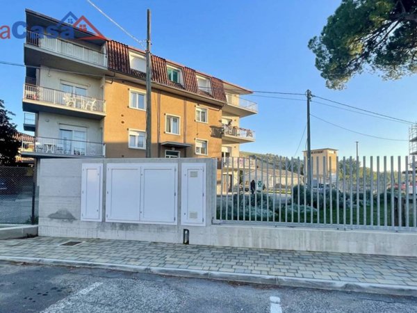 appartamento in vendita ad Ostra