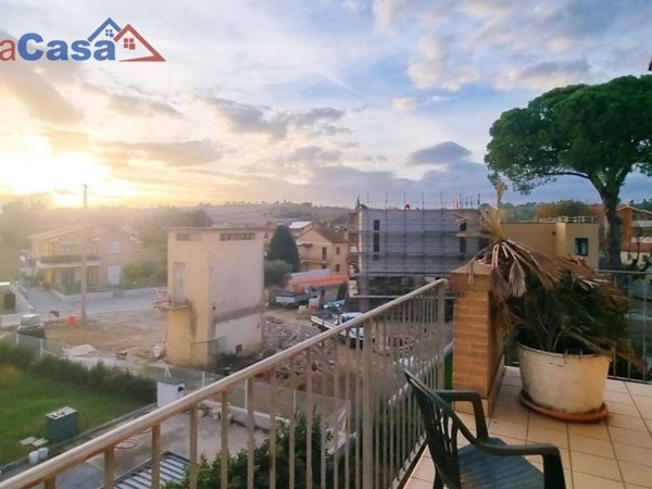 appartamento in vendita ad Ostra