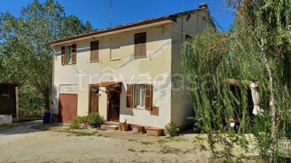 casa indipendente in vendita ad Ostra