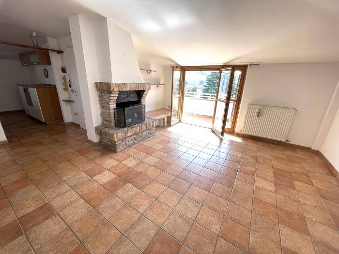 appartamento in vendita ad Ostra