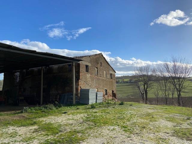 casa indipendente in vendita ad Ostra