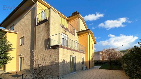 appartamento in vendita ad Ostra