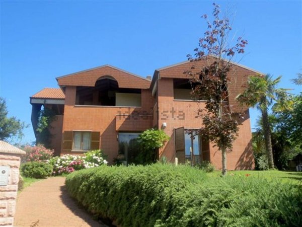 casa indipendente in vendita ad Ostra