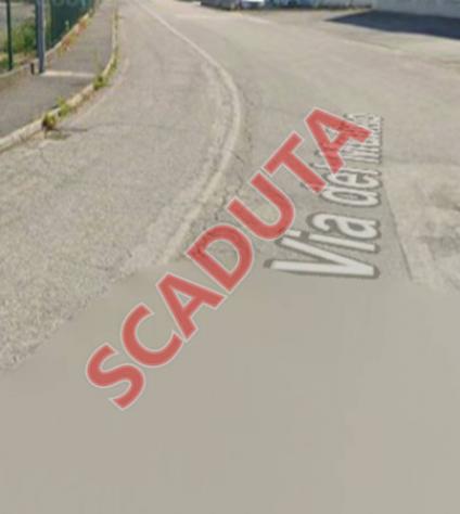 pentavano in vendita ad Ostra