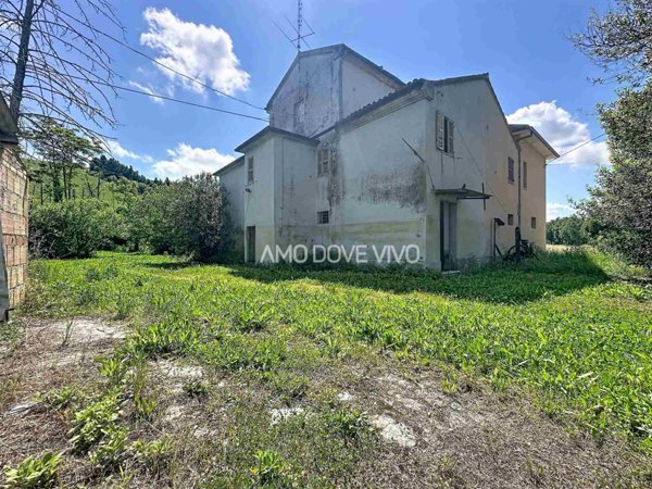 casa indipendente in vendita ad Ostra