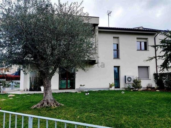 appartamento in vendita ad Ostra