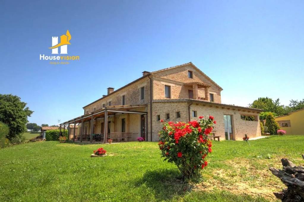 casa indipendente in vendita ad Ostra