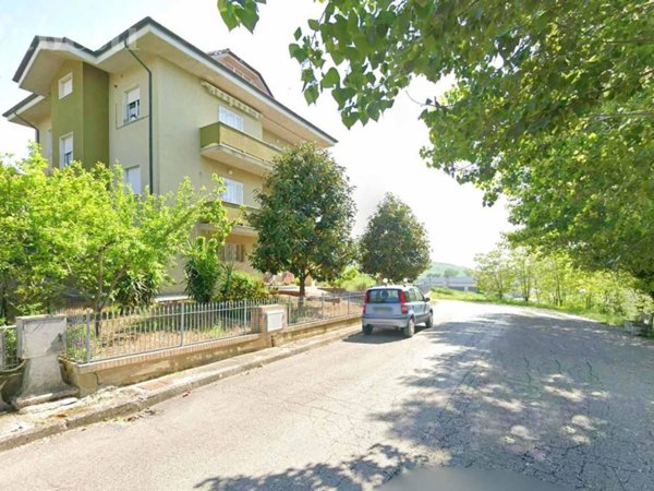casa indipendente in vendita ad Ostra