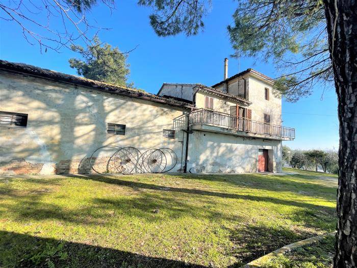 casa indipendente in vendita ad Ostra Vetere