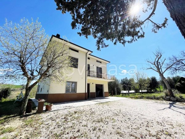 casa indipendente in vendita ad Ostra Vetere