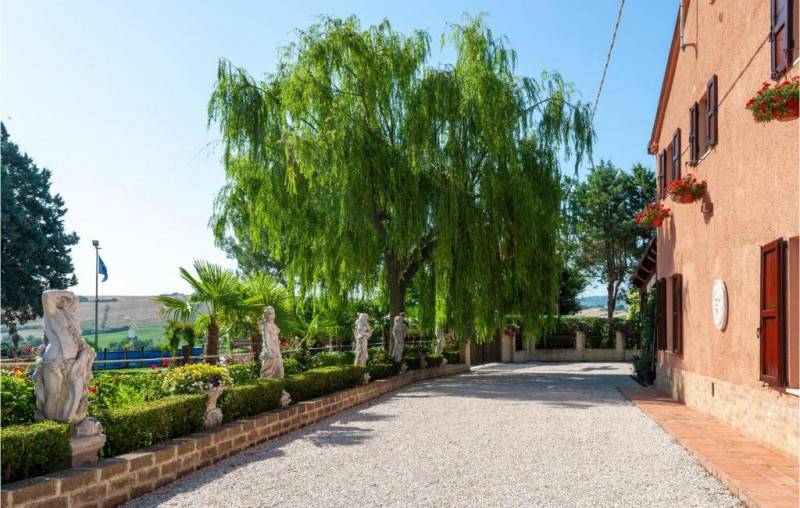 casa indipendente in vendita ad Ostra Vetere