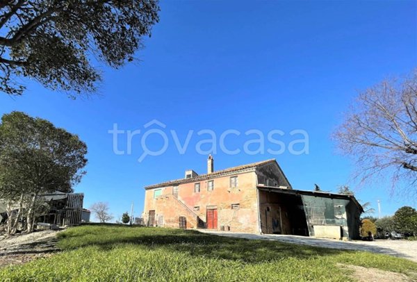 casa indipendente in vendita ad Ostra Vetere