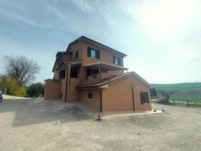 casa indipendente in vendita ad Ostra Vetere