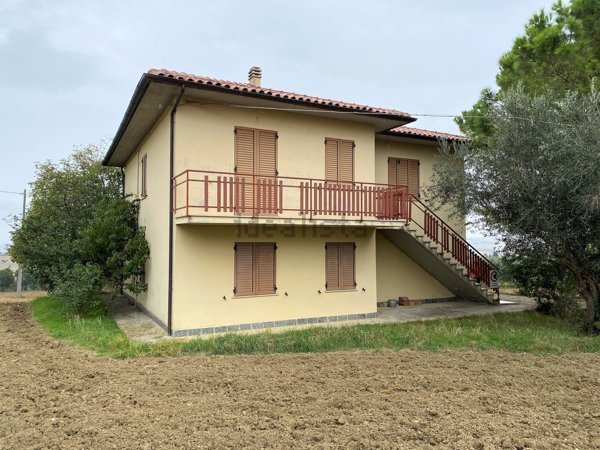 appartamento in vendita ad Ostra Vetere