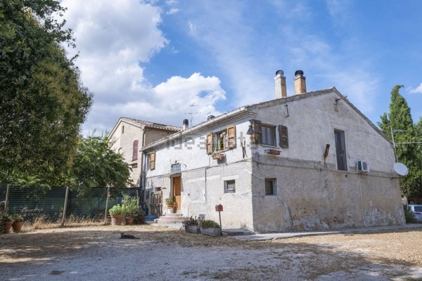 appartamento in vendita ad Ostra Vetere
