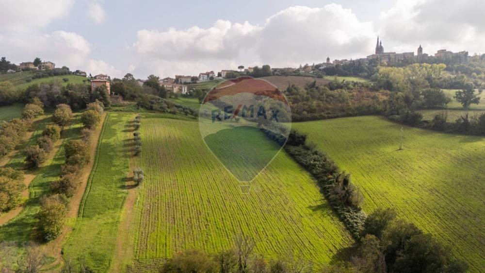 casa indipendente in vendita ad Ostra Vetere