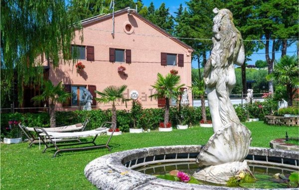 casa indipendente in vendita ad Ostra Vetere